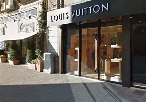 Louis Vuitton a Bari in Via Sparano, 127: ⏰ orari e ☎ telefono